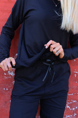 ALMA-LS-TOP (FLEECE) - BLACK