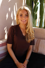 ULLA SS VNECK TSHIRT - DARK BROWN