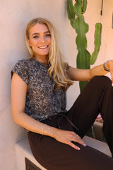 ALMA-U-TSHIRT - MOCCA BROWN LACE