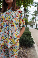 ARTY-SS-SHIRT - COLLAGE FLOWERS