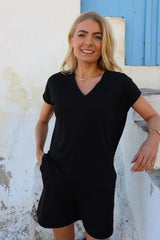 NUNI VNECK TSHIRT - BLACK