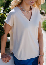 NUNI VNECK TSHIRT - CHAMPAGNE