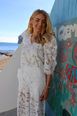 ROSSIE VNECK BLOUSE - WHITE