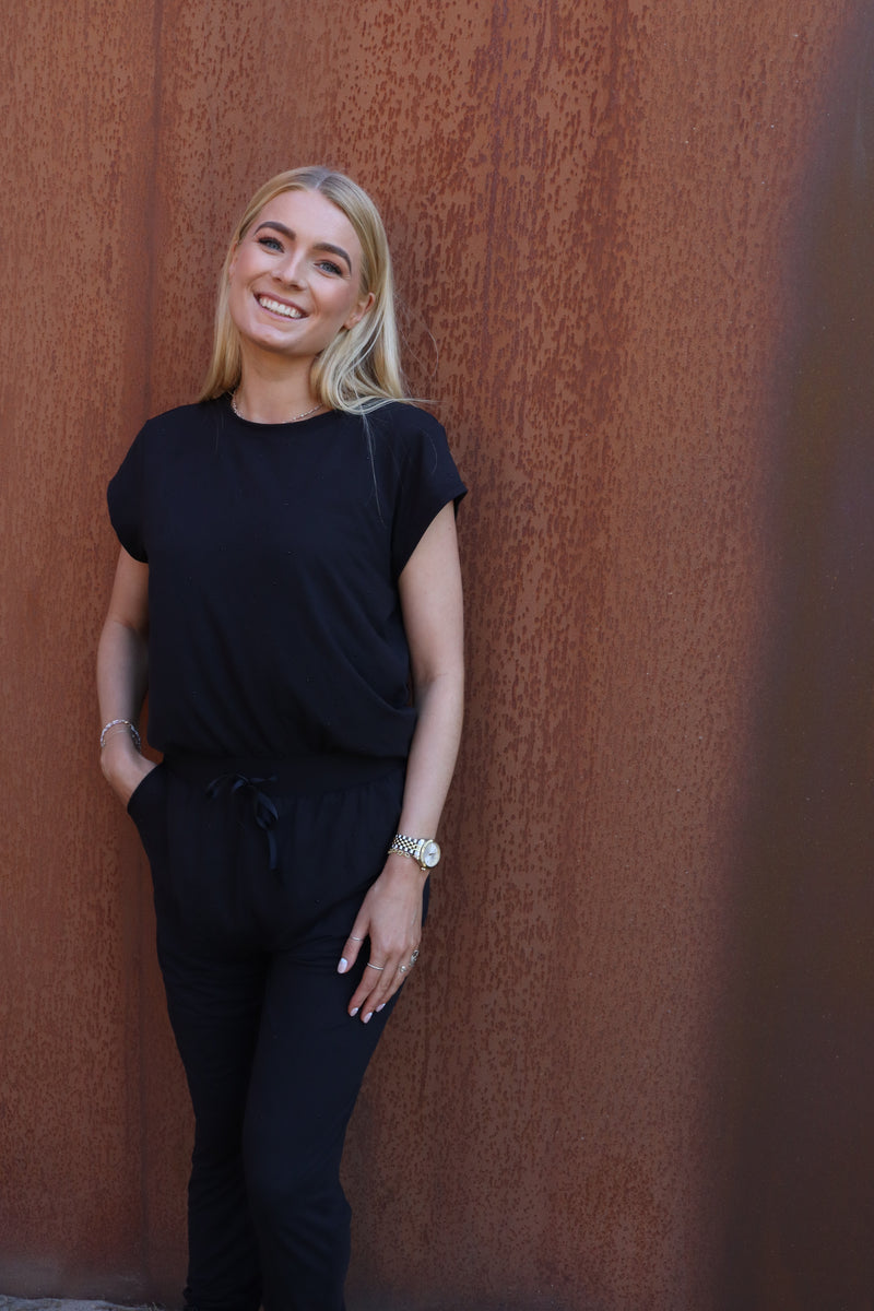 ALMA-U-TSHIRT - BLACK BLACK SIMILI