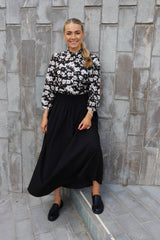FLORA-BLOUSE - BLACK  CREME MINT FLOWER