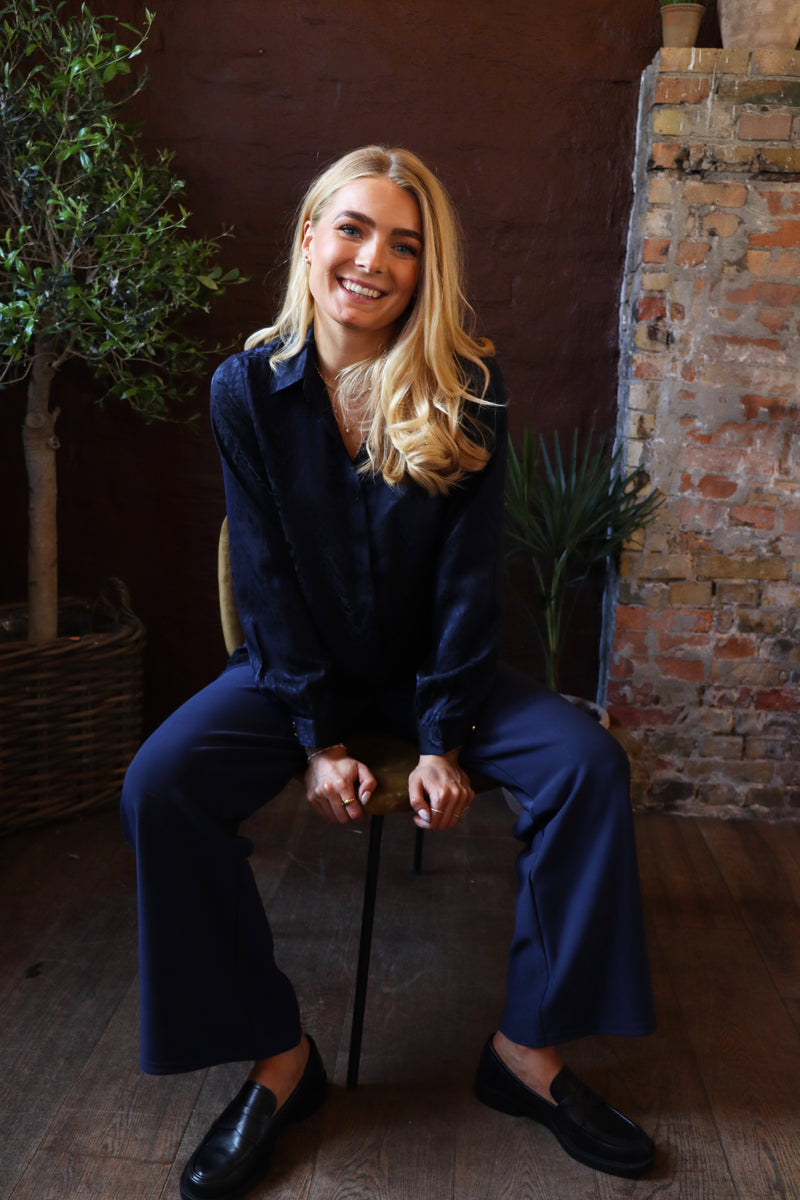 LALA LS SHIRT - NAVY BLACK